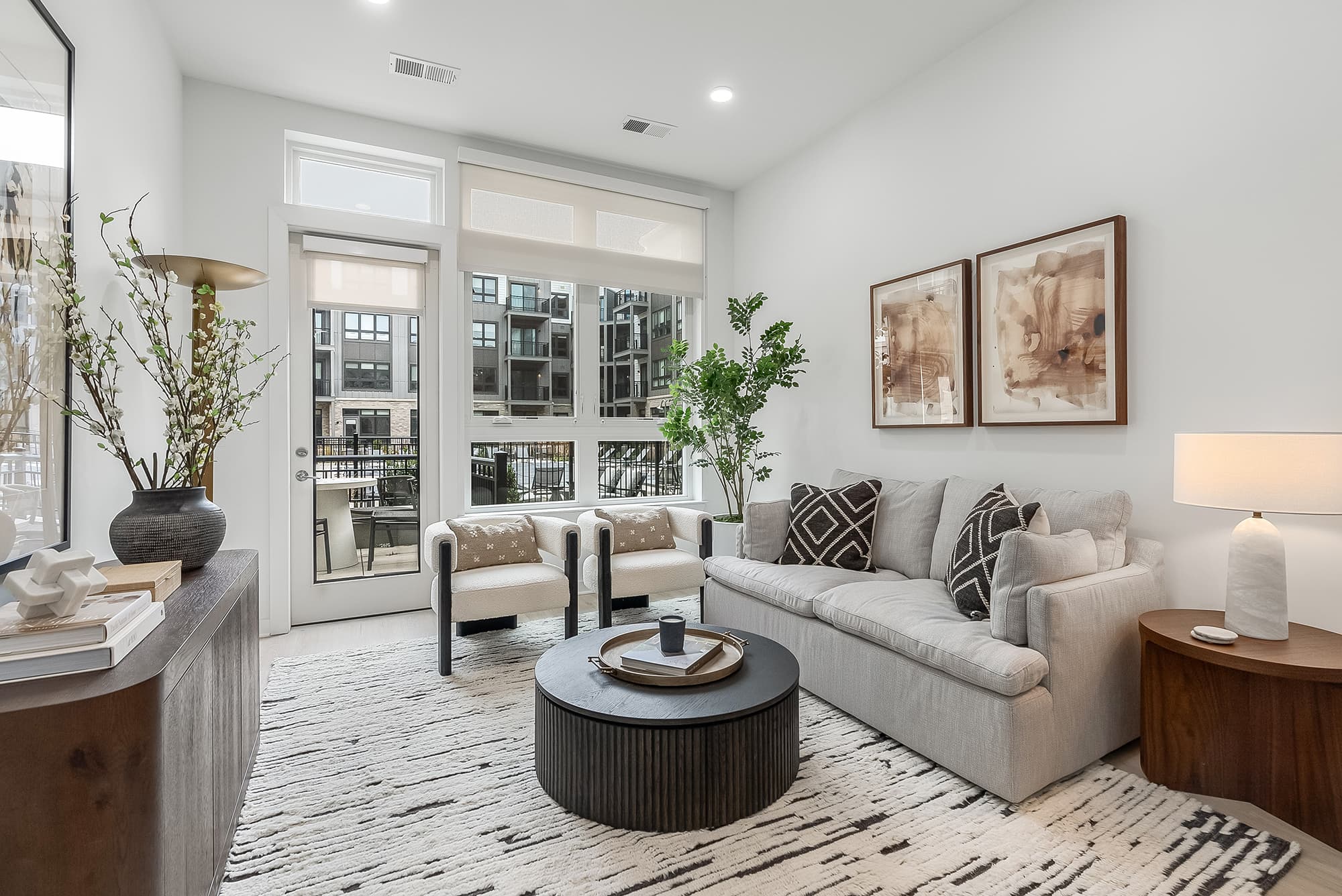 FL 2024_1 Bed 1 Bath_ Living Room 1.jpg